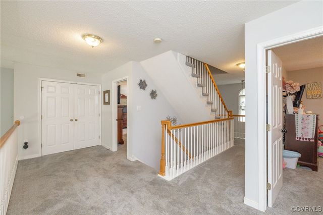 13813 Bluff Ridge Dr, Chesterfield, VA 23838