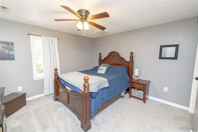 13813 Bluff Ridge Dr, Chesterfield, VA 23838