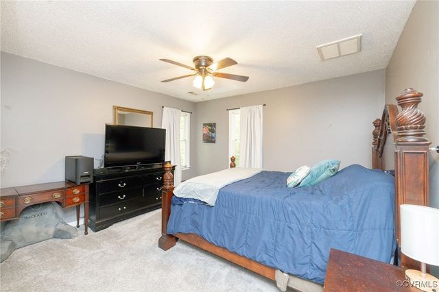 13813 Bluff Ridge Dr, Chesterfield, VA 23838