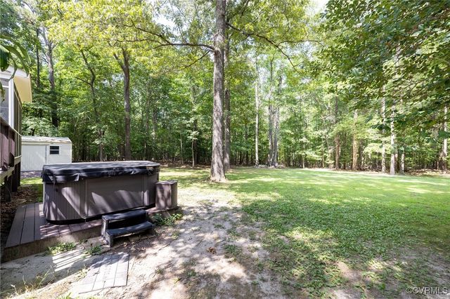 13813 Bluff Ridge Dr, Chesterfield, VA 23838