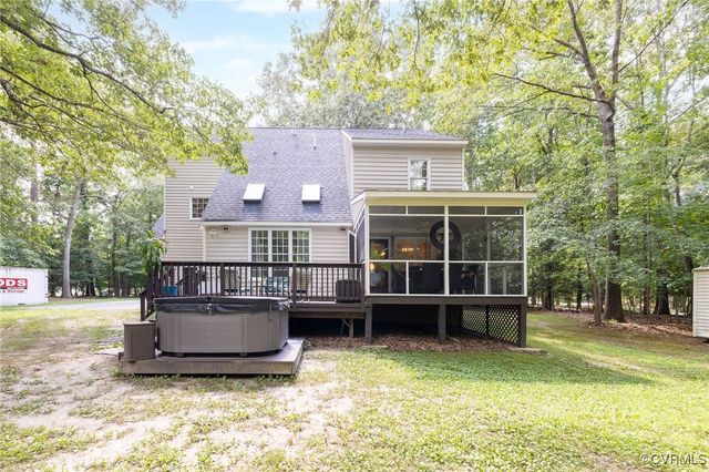 13813 Bluff Ridge Dr, Chesterfield, VA 23838