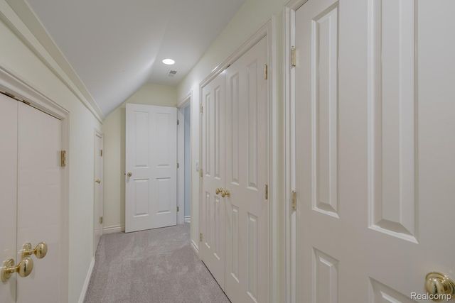 846 Redding Road, Birmingham, MI 48009