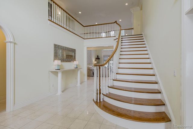 846 Redding Road, Birmingham, MI 48009