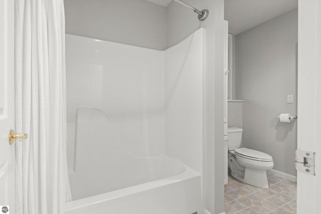 4492 Forest Trail, Bellaire, MI 49615