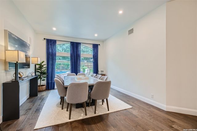 24 Inwood Mnr, San Antonio, TX 78248