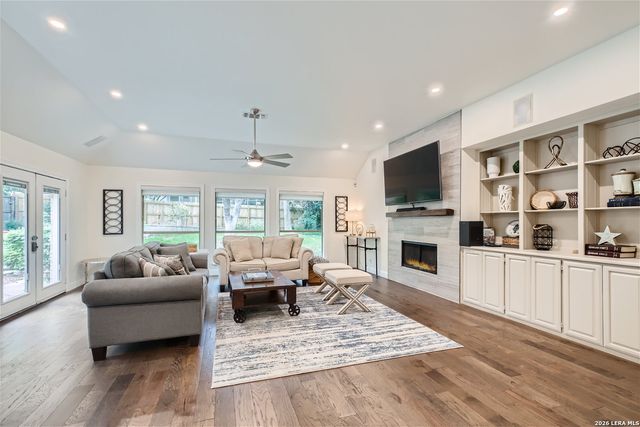 24 Inwood Mnr, San Antonio, TX 78248