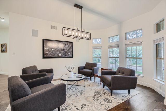 24 Inwood Mnr, San Antonio, TX 78248