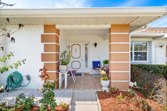 1234 S Lakes End Drive A, Fort Pierce, FL 34982