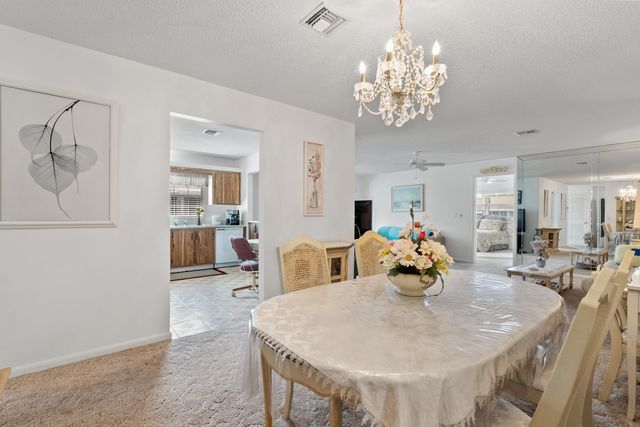 1234 S Lakes End Drive A, Fort Pierce, FL 34982