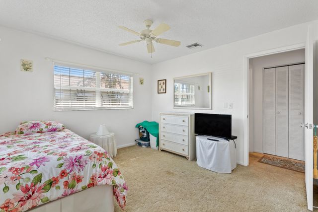 1234 S Lakes End Drive A, Fort Pierce, FL 34982