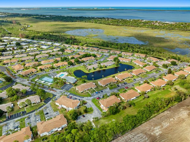 1234 S Lakes End Drive A, Fort Pierce, FL 34982
