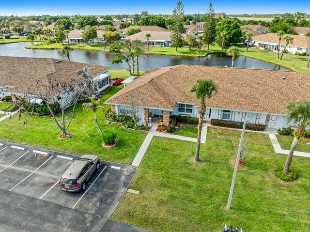 1234 S Lakes End Drive A, Fort Pierce, FL 34982