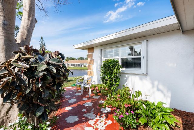 1234 S Lakes End Drive A, Fort Pierce, FL 34982