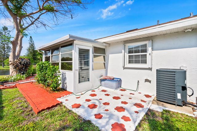 1234 S Lakes End Drive A, Fort Pierce, FL 34982