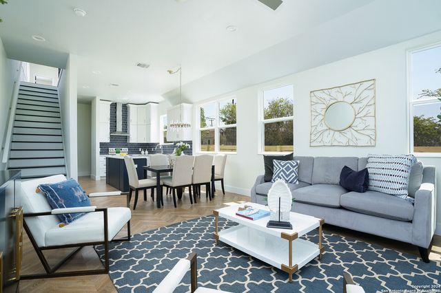 244 Porter St, San Antonio, TX 78210