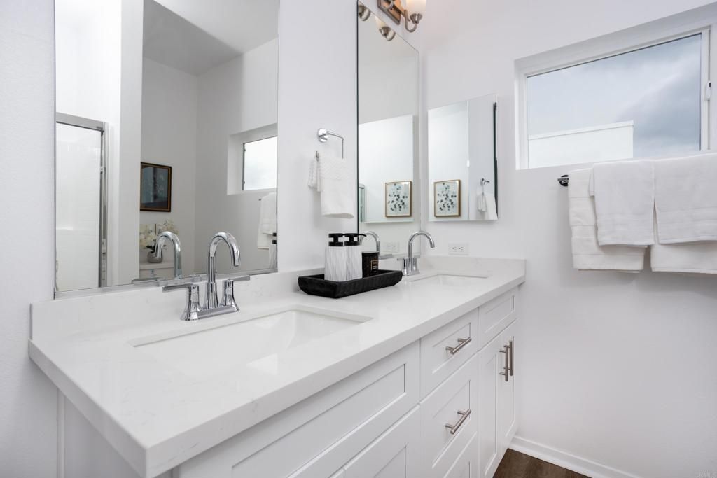 Image 25 of property listing at 4984 Ocean View Boulevard, San Diego, CA 92113