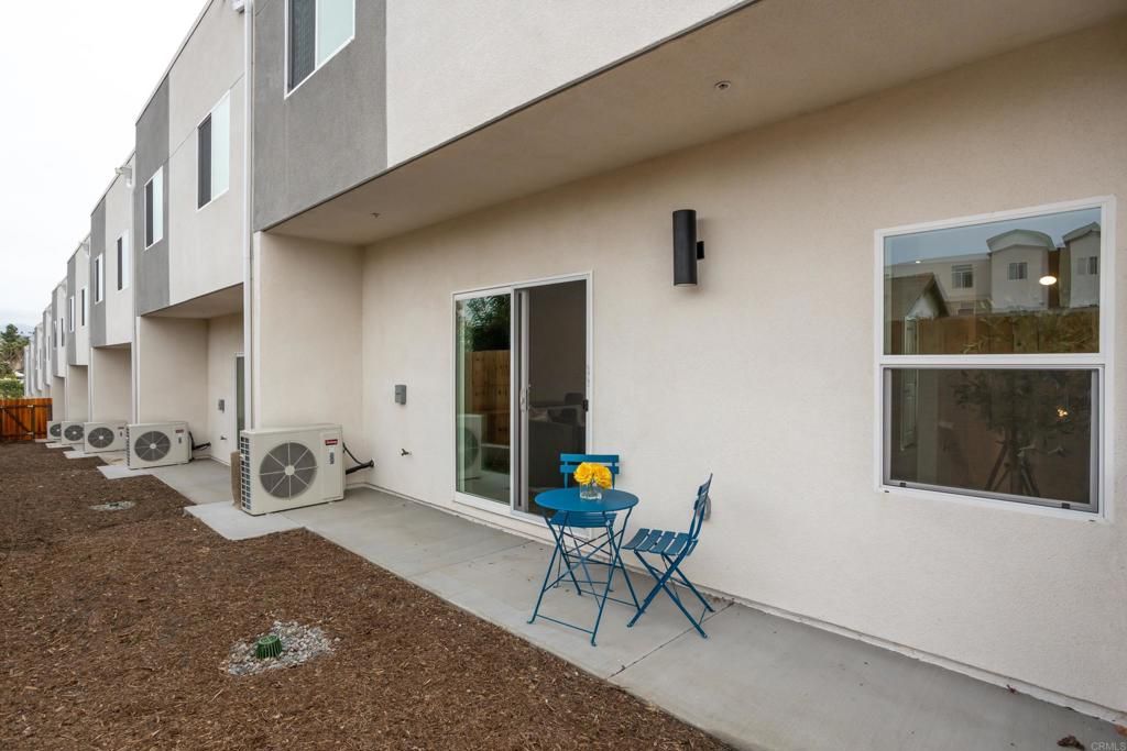 Image 6 of property listing at 4984 Ocean View Boulevard, San Diego, CA 92113