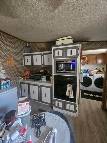 1224 NW State Route K Highway, Butler, MO 64730