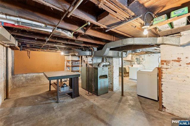 109 Center Street, New Milford, NJ 07646