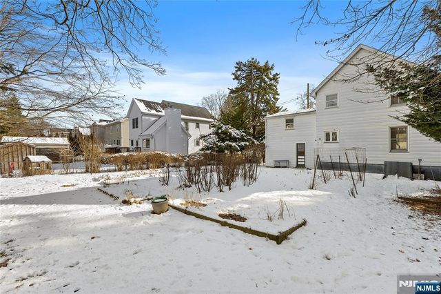 109 Center Street, New Milford, NJ 07646