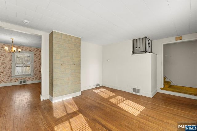 109 Center Street, New Milford, NJ 07646