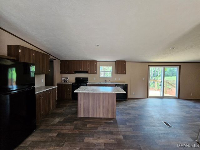 1796 Jones Corner Road, Titus, AL 36080