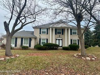 39020 E Royal Doulton Boulevard, Clinton Township, MI 48038