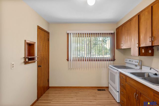 6960 Fremont Street, Lincoln, NE 68507