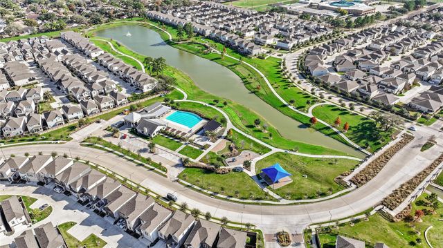 4203 Weathered Oak Drive, Houston, TX 77080