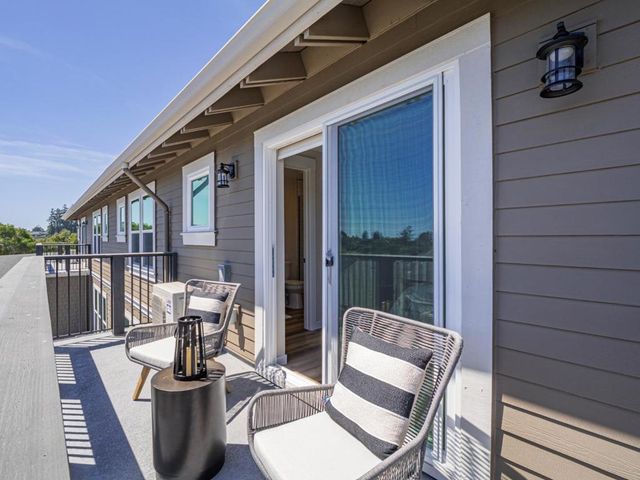 136 Aptos Village Way 1, Aptos, CA 95003