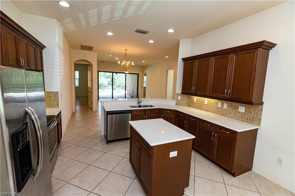 11108 Esteban DR, FORT MYERS, FL 33912 — photo 5