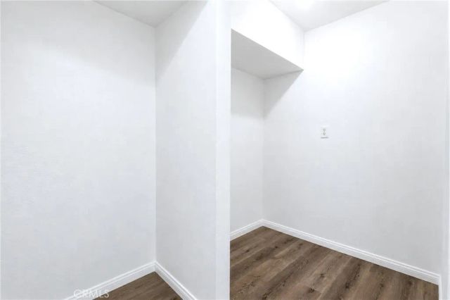 7008 Summit Valley, Hesperia, CA 92345