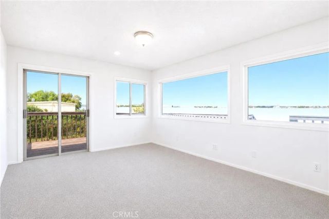 7008 Summit Valley, Hesperia, CA 92345