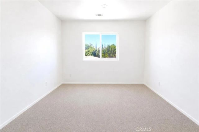 7008 Summit Valley, Hesperia, CA 92345