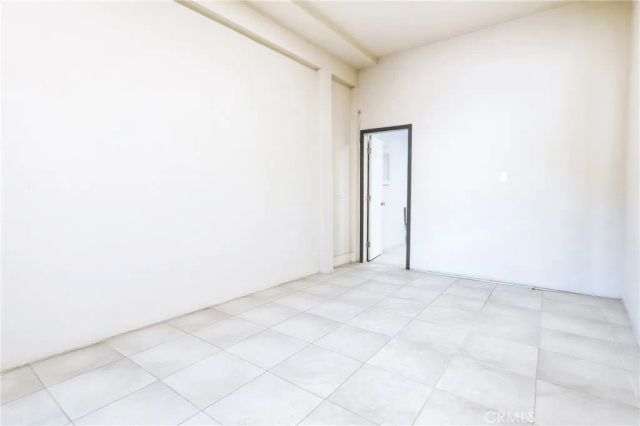 7008 Summit Valley, Hesperia, CA 92345
