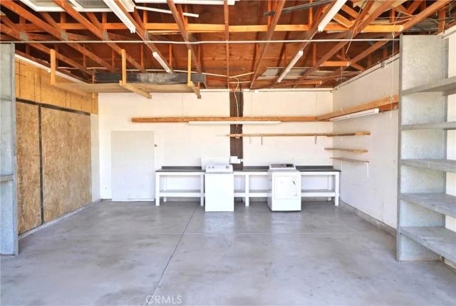 7008 Summit Valley, Hesperia, CA 92345
