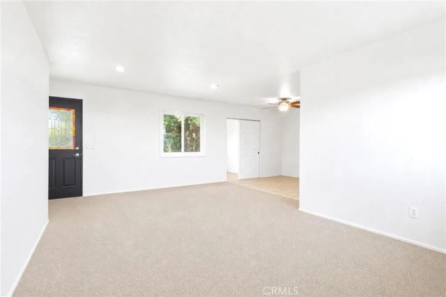 7008 Summit Valley, Hesperia, CA 92345