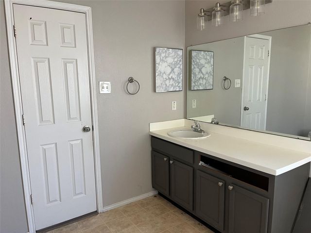 631 Kiley Drive, Houston, TX 77073