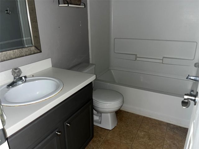 631 Kiley Drive, Houston, TX 77073