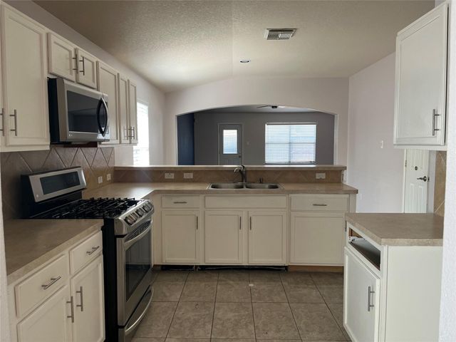 631 Kiley Drive, Houston, TX 77073