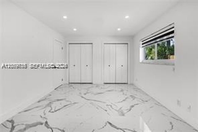 2185 Imperial Point Dr, Fort Lauderdale, FL 33308