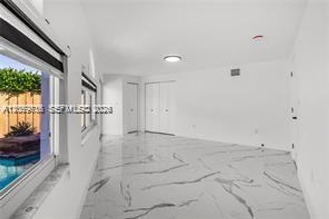 2185 Imperial Point Dr, Fort Lauderdale, FL 33308