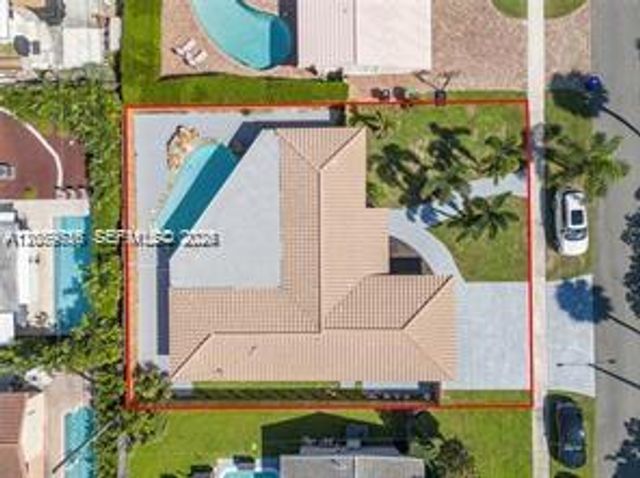 2185 Imperial Point Dr, Fort Lauderdale, FL 33308