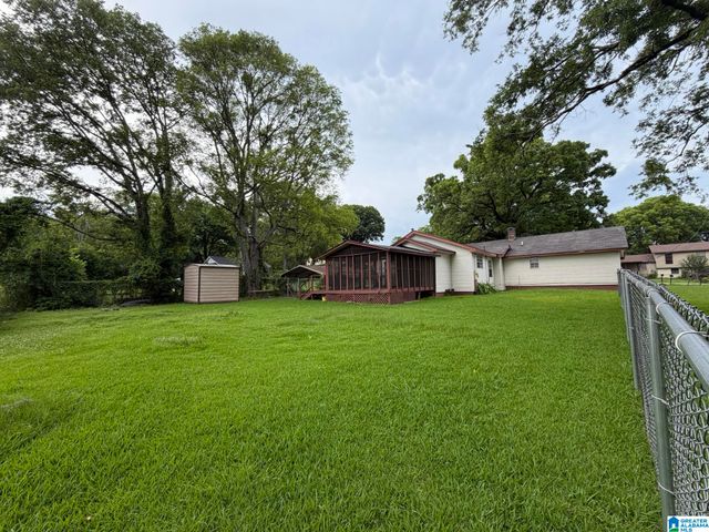 205 3RD STREET, Tarrant, AL 35217