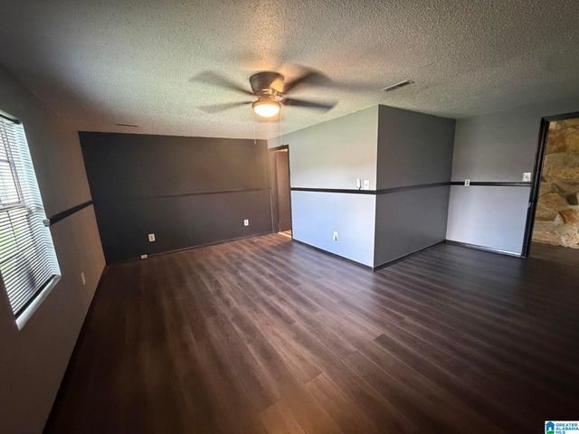 205 3RD STREET, Tarrant, AL 35217