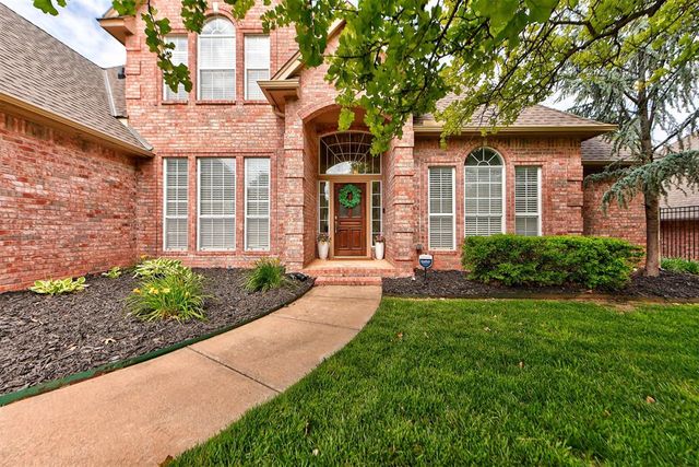 2209 Mission Road, Edmond, OK 73034