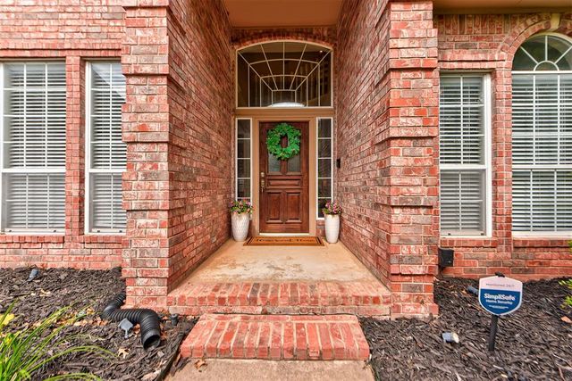 2209 Mission Road, Edmond, OK 73034