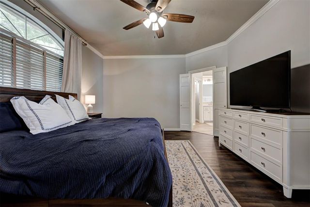 2209 Mission Road, Edmond, OK 73034