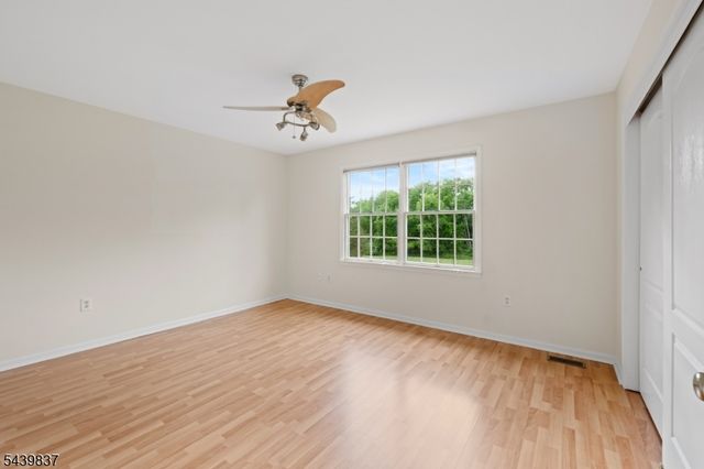 18 Montfort Dr, Montgomery Twp., NJ 08502