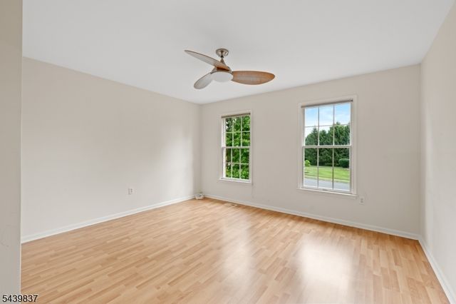 18 Montfort Dr, Montgomery Twp., NJ 08502